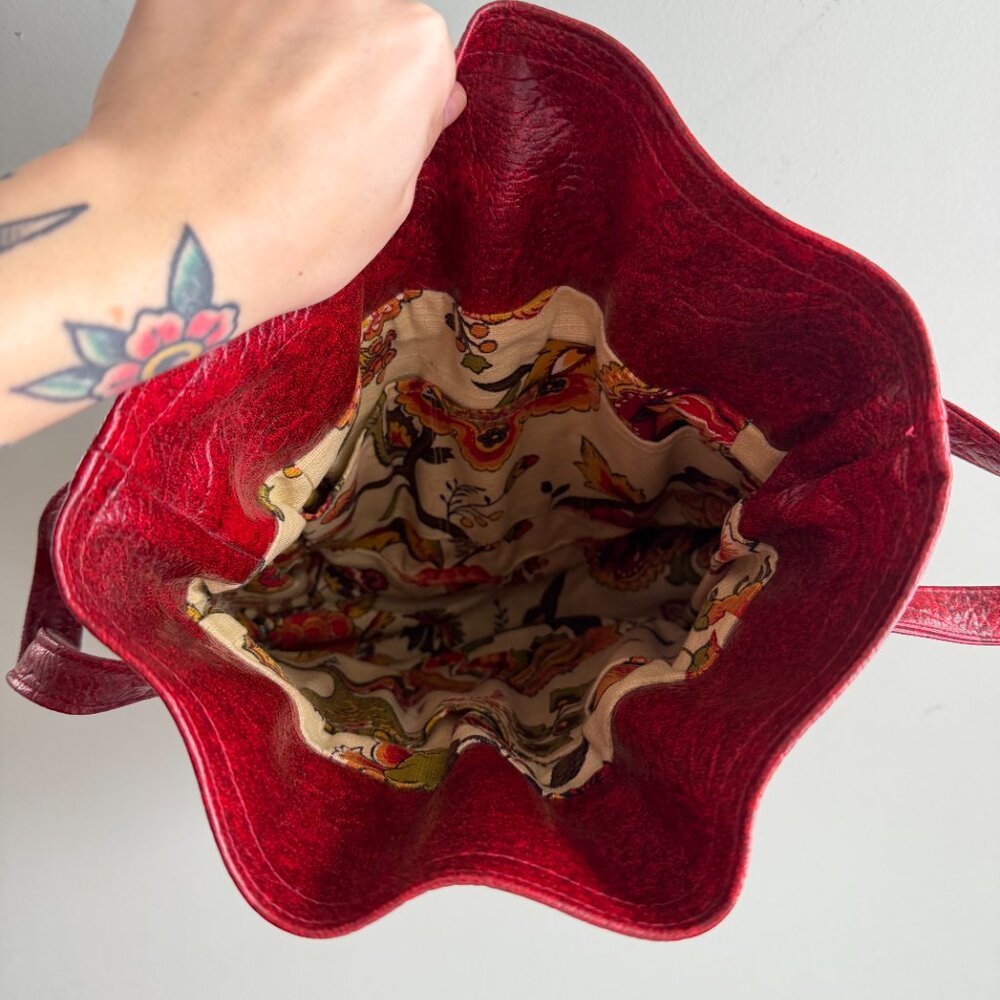 2/$40 🌸 Vintage Red Leather Drawstring Bag - Picture 5 of 9